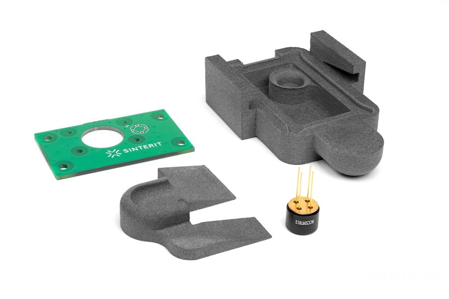 Sinterit's PA11 ESD powder has been used in the case study to safely manufacture electronic products